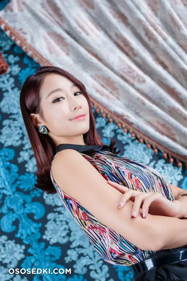 Eun Ji Ye - 41