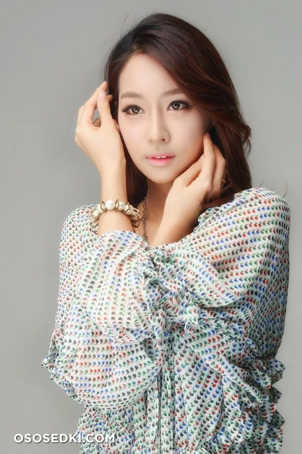 Eun Ji Ye - 63