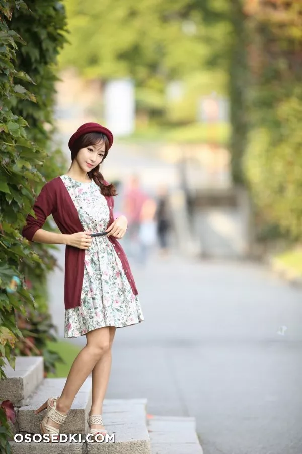 Eun Ji Ye - 80