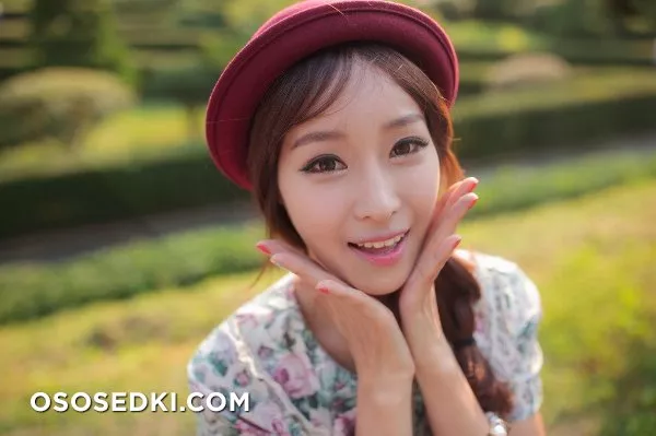 Eun Ji Ye - 85