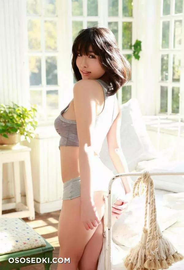 Anna Konno - 36