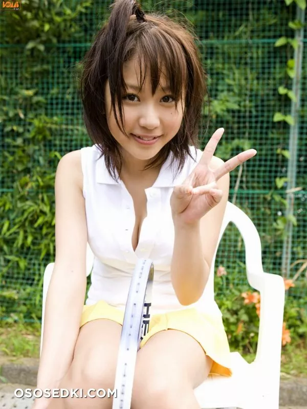 Mai Nishida - 50