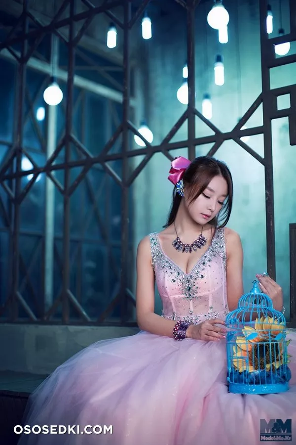 Lee Eun Seo - 21