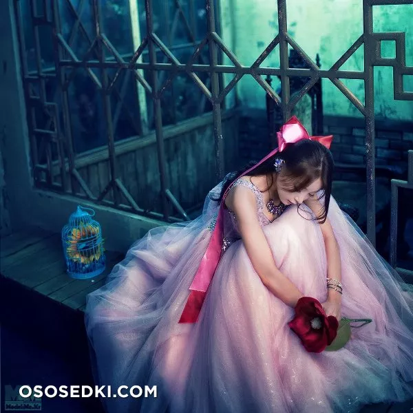 Lee Eun Seo - 25