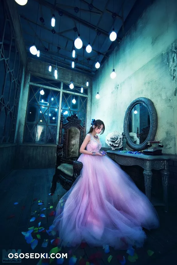 Lee Eun Seo - 29
