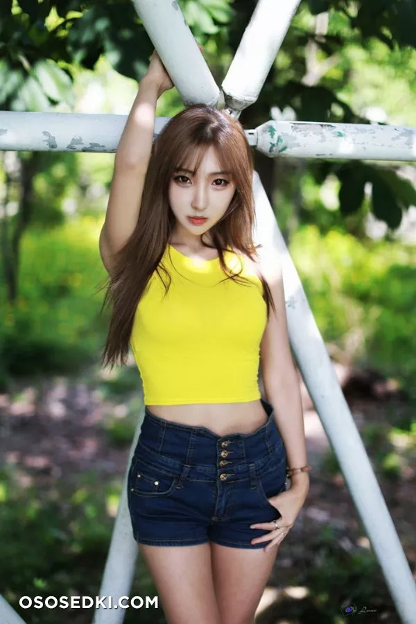 Mina - 19