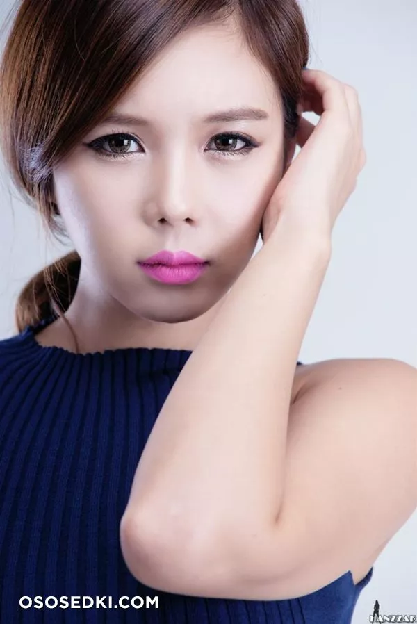Kim In Ae - 24
