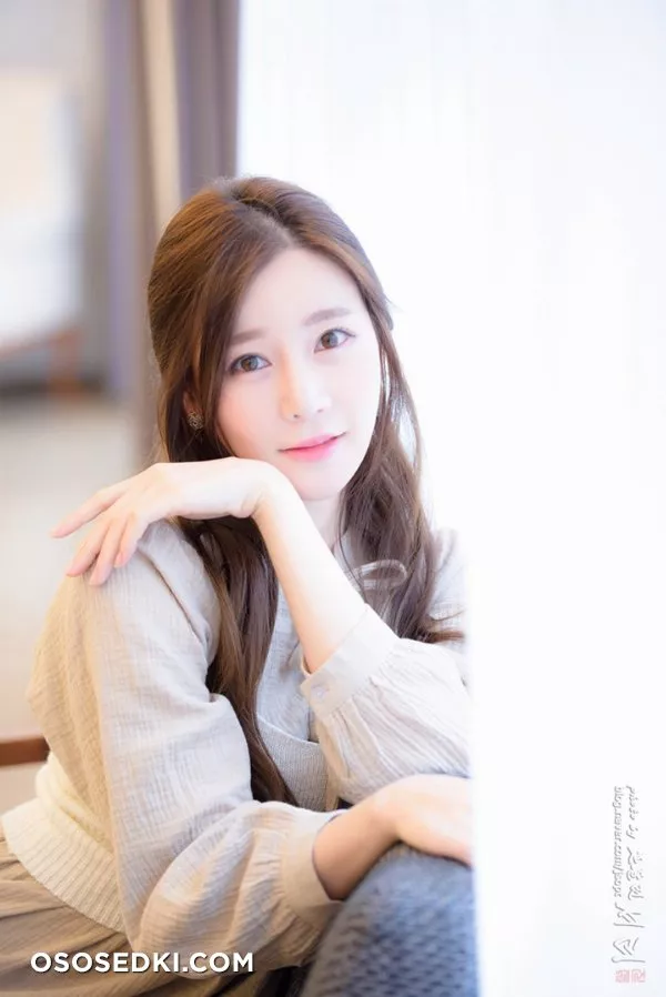 Han Ji Eun - 71