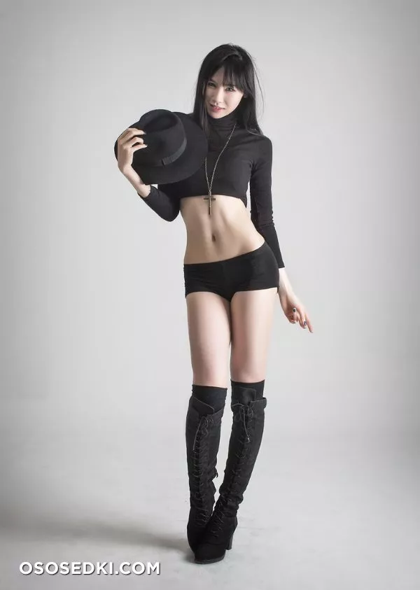 Kim Mi Jin - 18