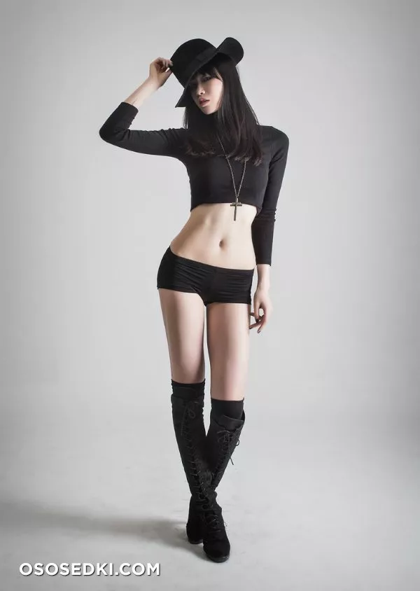Kim Mi Jin - 24