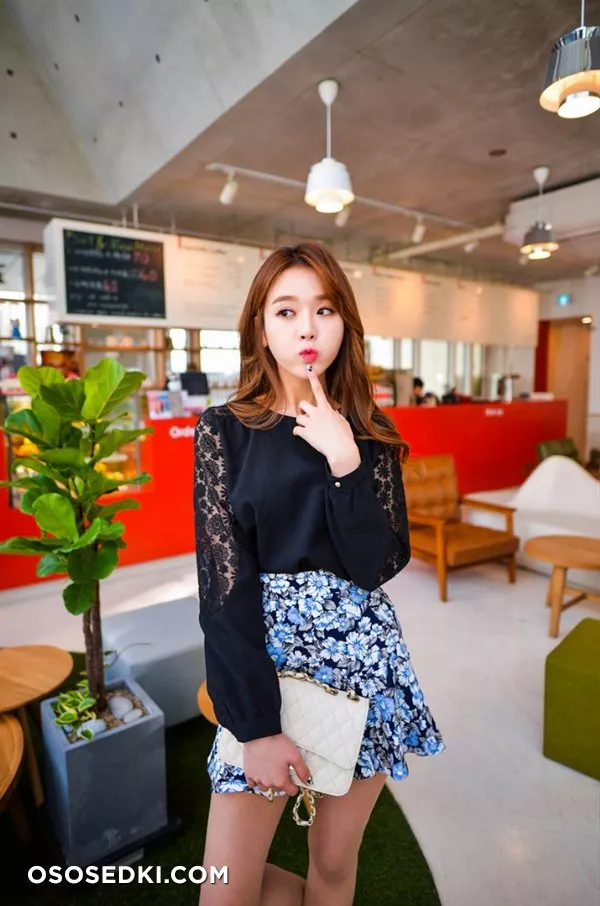 Kim Shin Yeong - 37