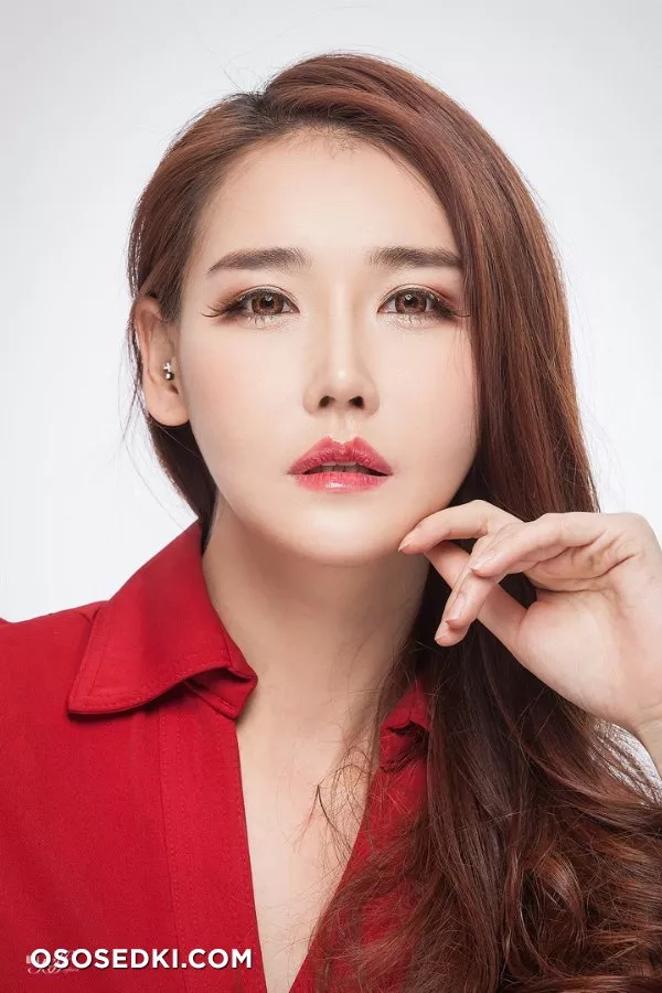 Lee Hyo Young - 73