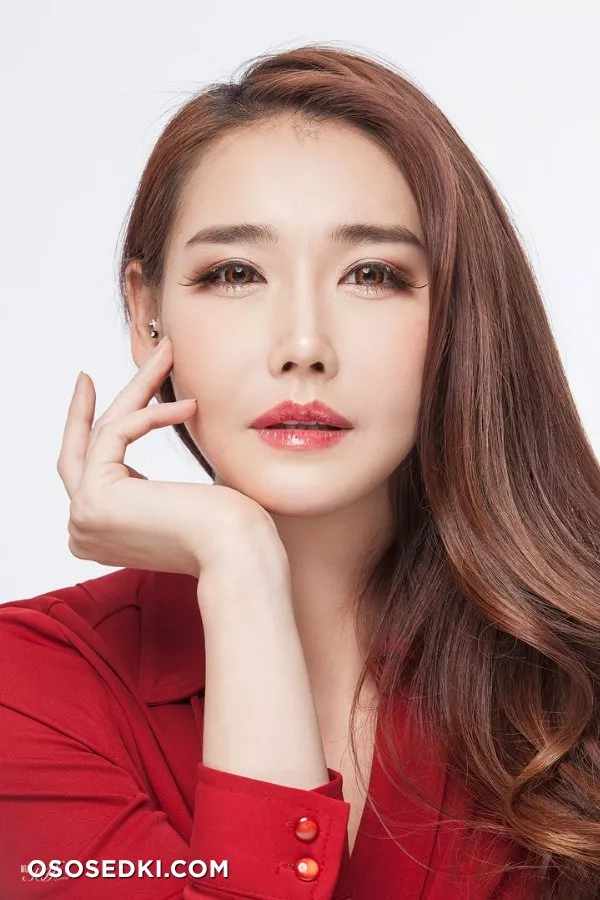 Lee Hyo Young - 74