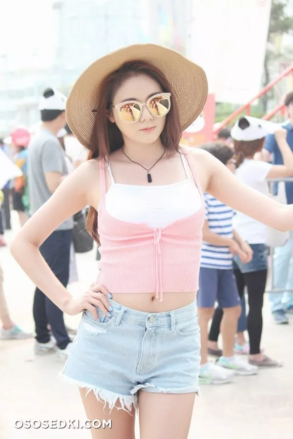 Min Yu Rin - 52