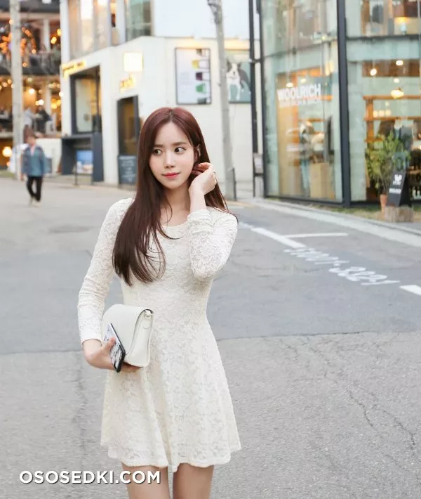 Jenny - 48