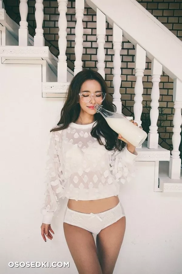 Eun Ji - 68