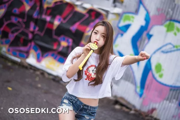 Park Ji Hyun - 28