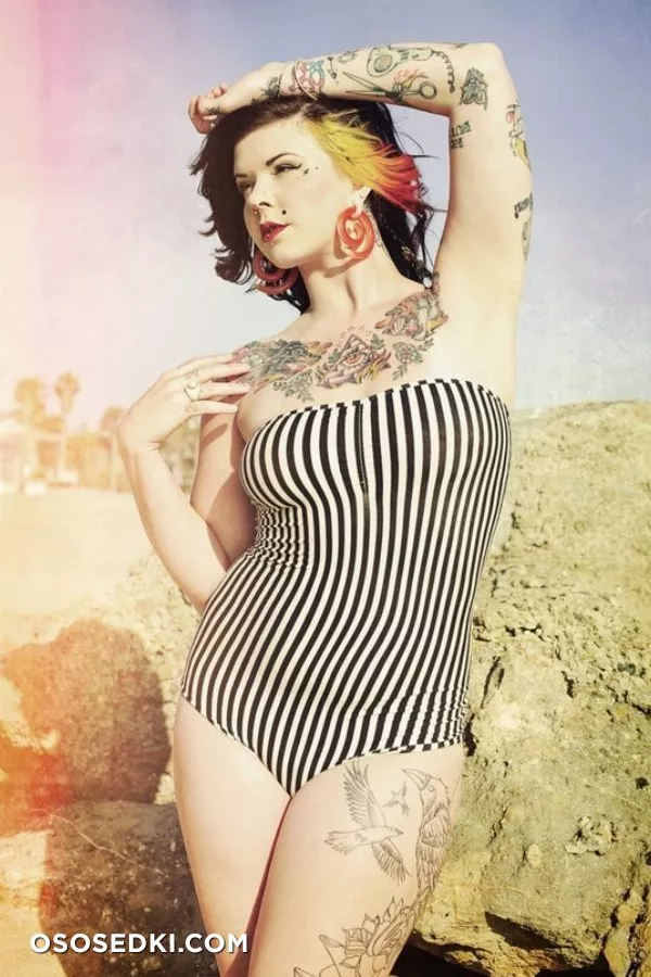 Sarah Rochelle - 28
