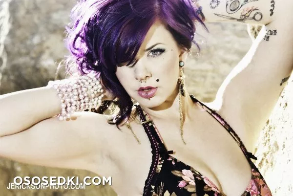 Sarah Rochelle - 65