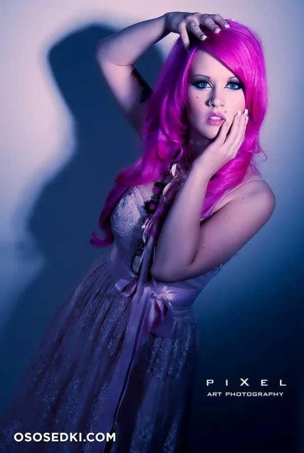 Kelly Eden - 21
