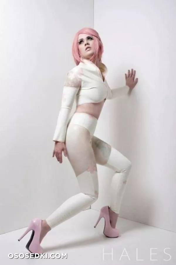 Kelly Eden - 28