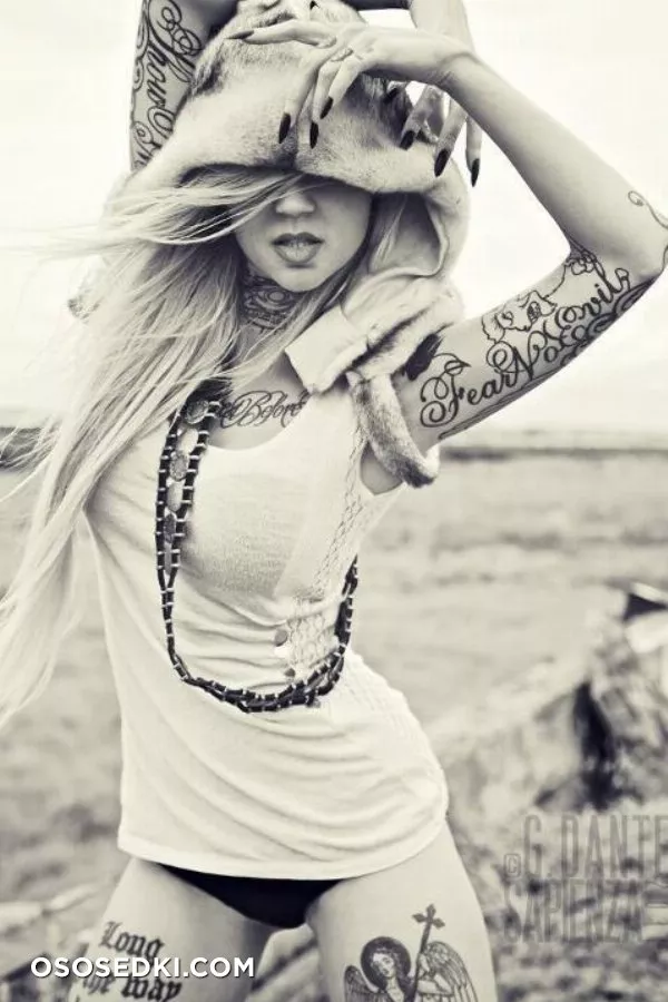 Sara Fabel - 11