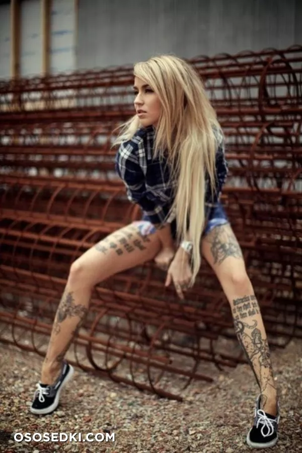 Sara Fabel - 33