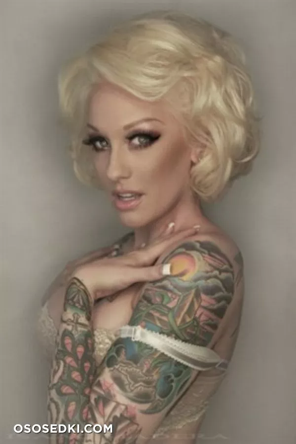Amy DeLaCroux - 8