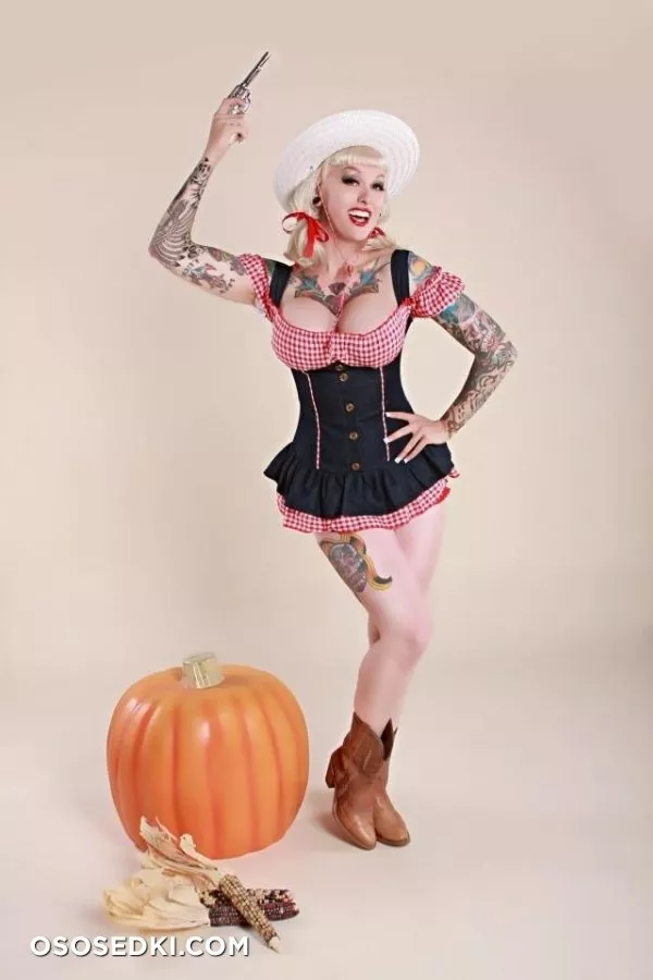 Amy DeLaCroux - 66