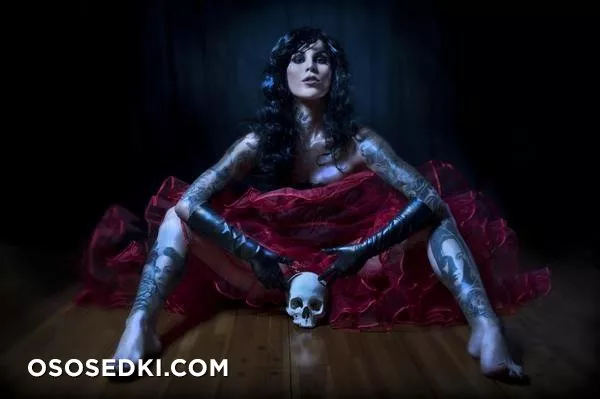 Kat Von D - 12