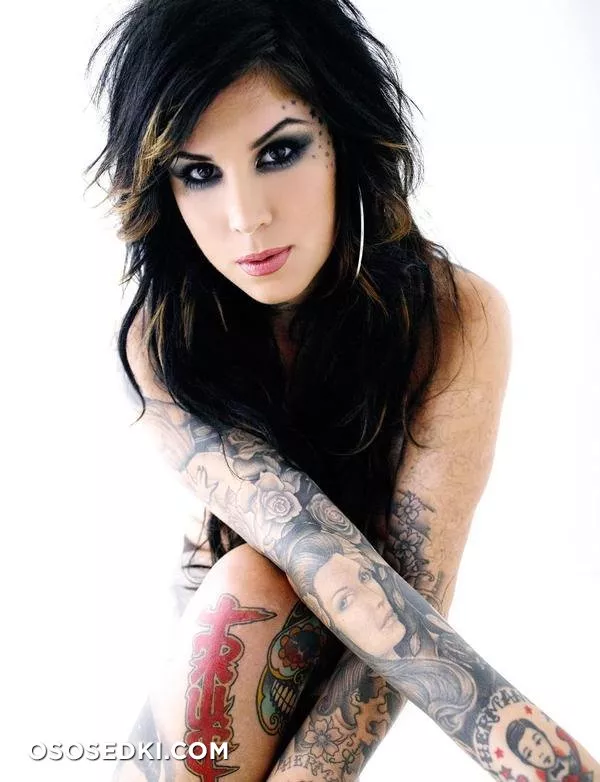 Kat Von D - 18