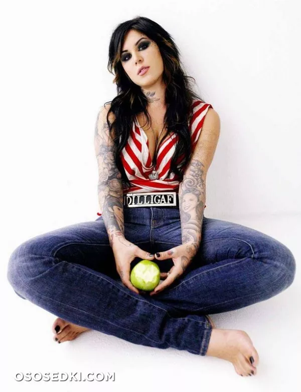 Kat Von D - 29