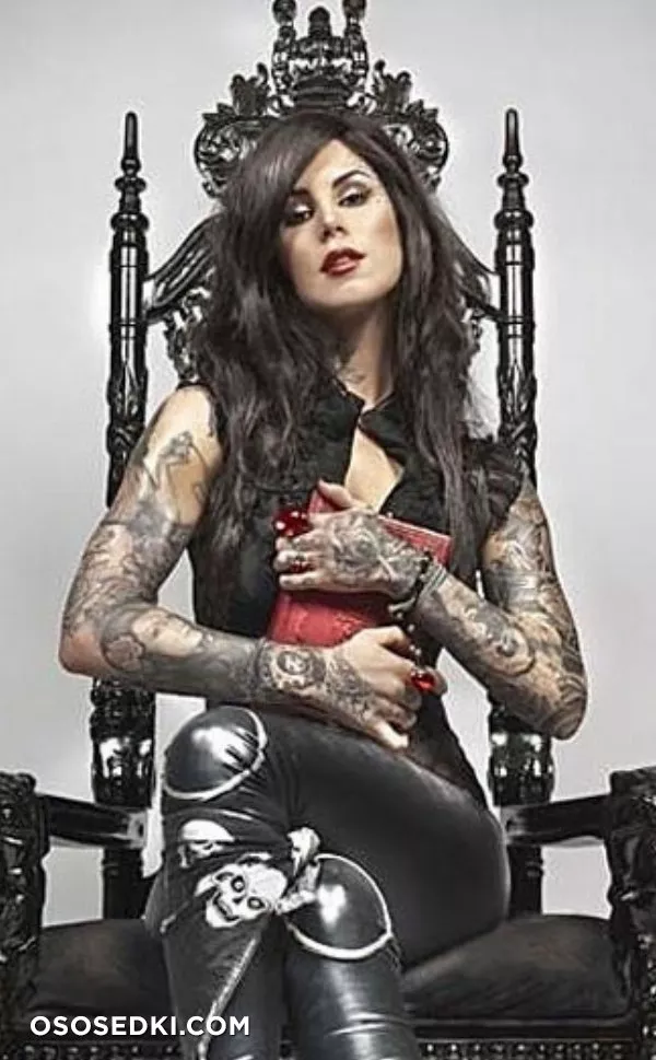 Kat Von D - 33