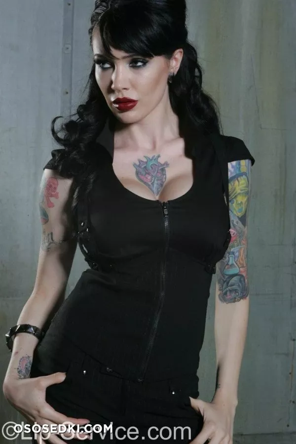 Micheline Pitt - 8
