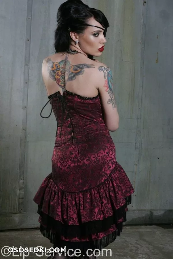 Micheline Pitt - 15