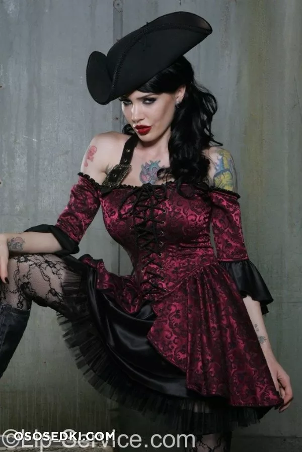 Micheline Pitt - 18