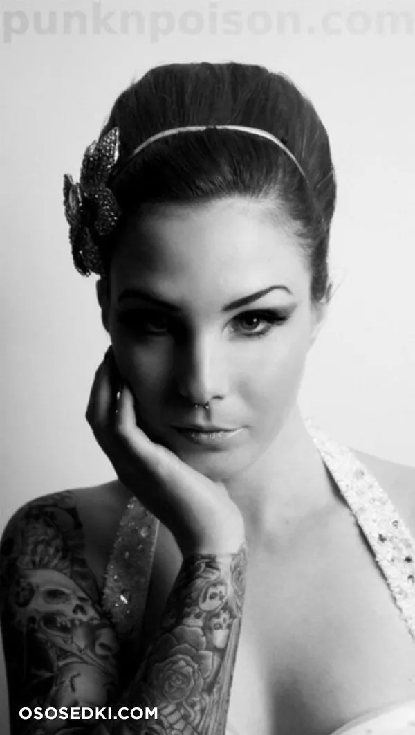 Leanne James - 52