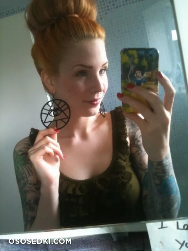Leanne James - 98