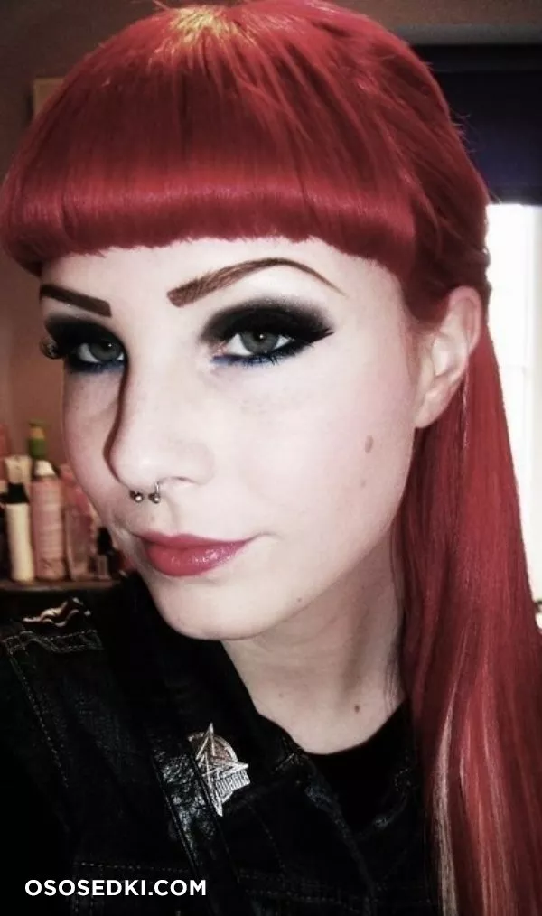 Leanne James - 122