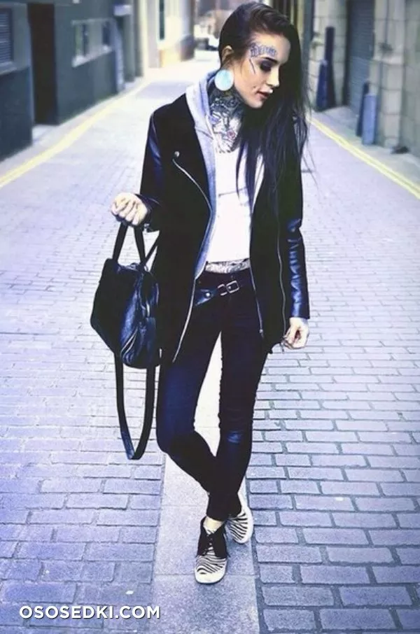 Monami Frost - 15