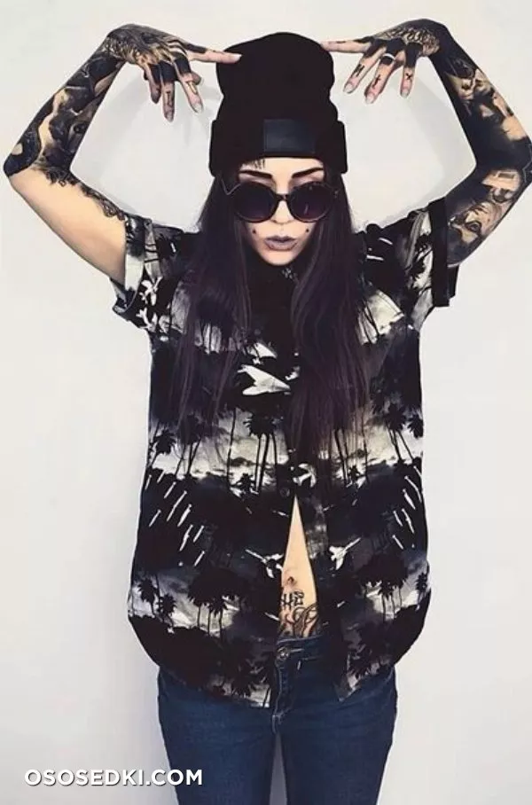Monami Frost - 85
