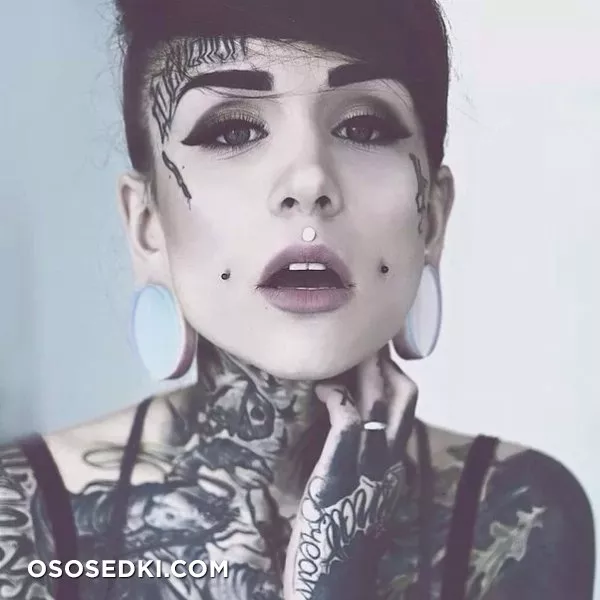 Monami Frost - 88