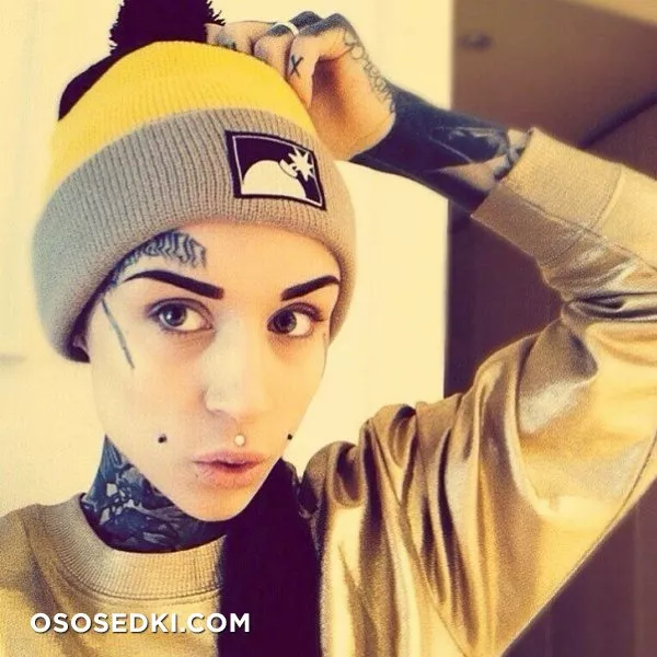Monami Frost - 92