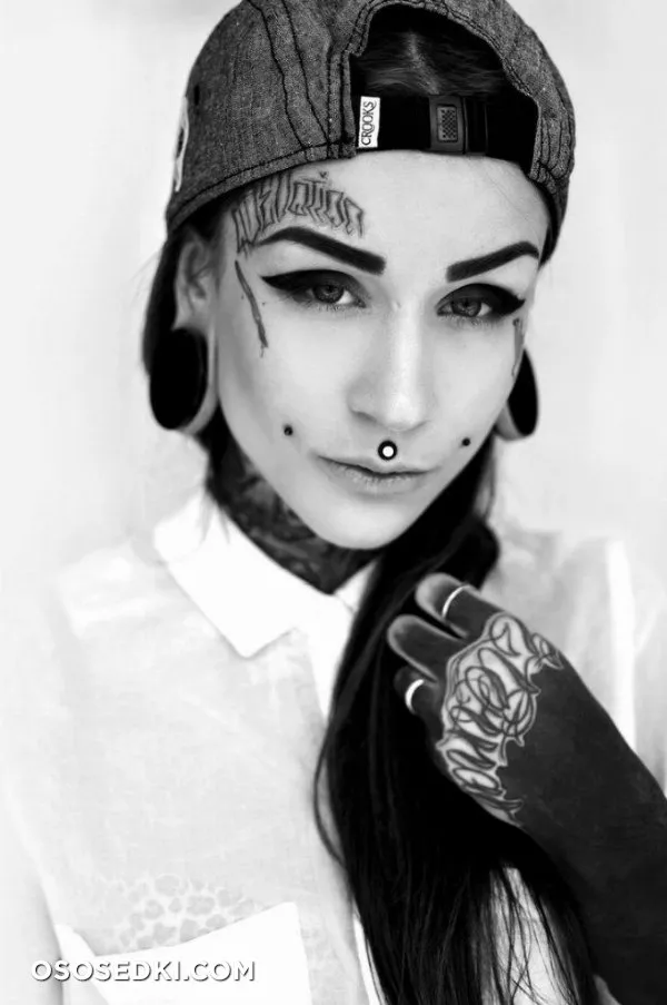 Monami Frost - 106