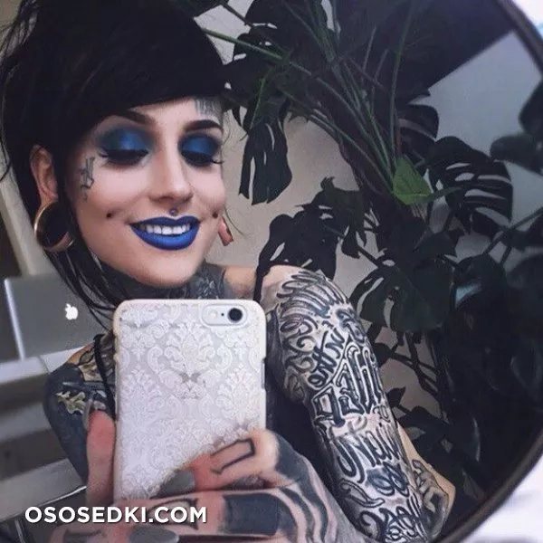 Monami Frost - 133
