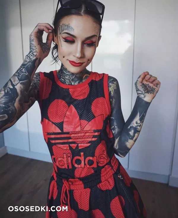 Monami Frost - 180