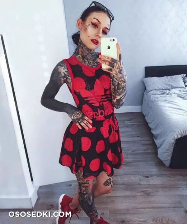 Monami Frost - 185