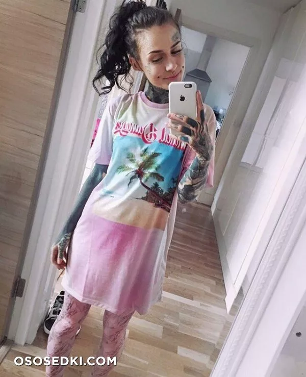 Monami Frost - 208