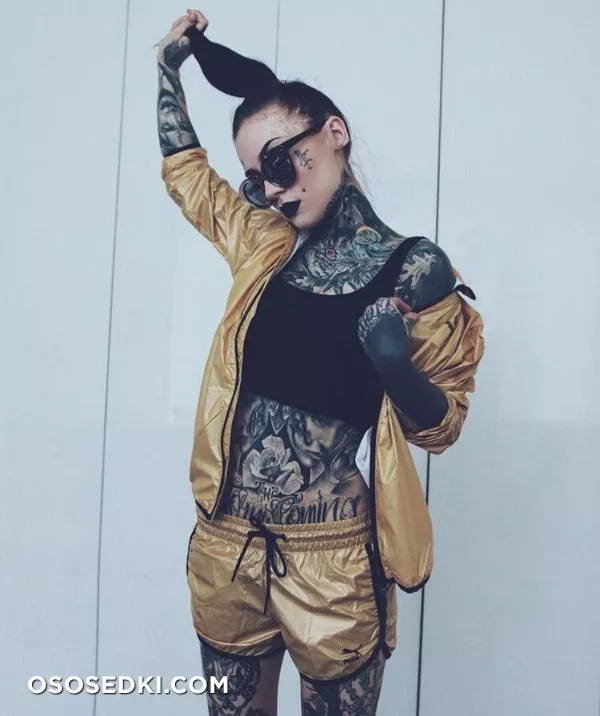 Monami Frost - 225