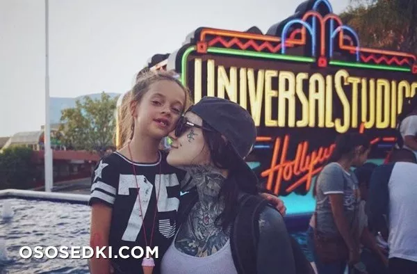 Monami Frost - 322
